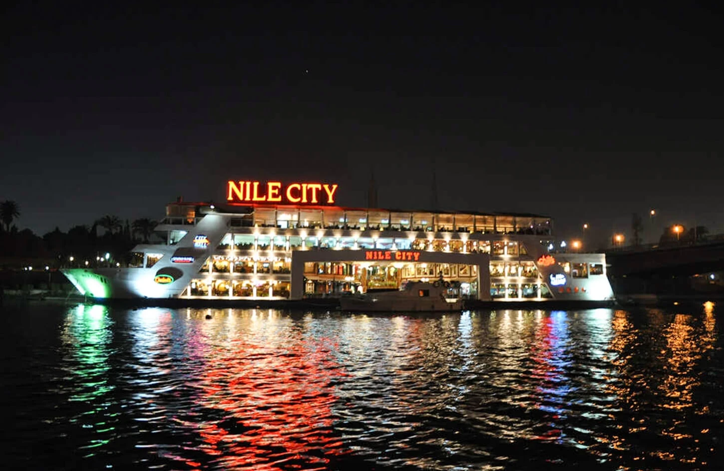 Explore Top Attractions in Egypt - Discover Must-See Sites