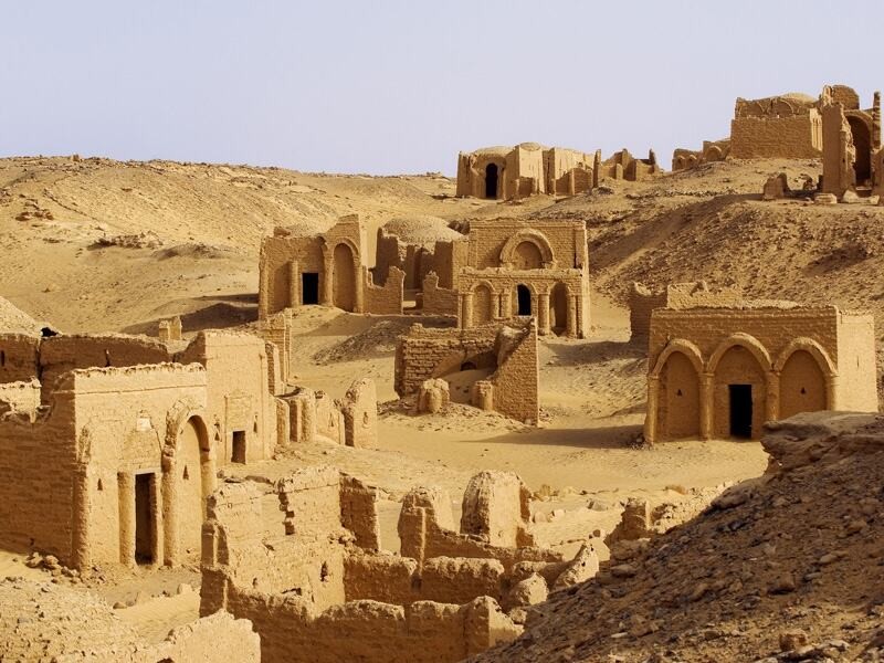 kharga-oasis-in-egypt