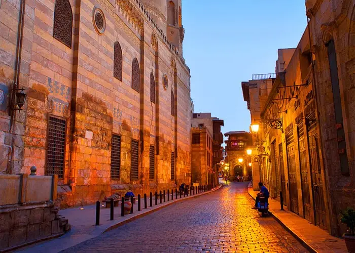 Al-Moez-Street
